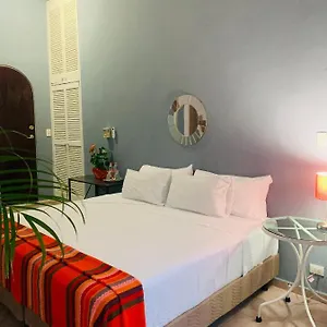The Quetzal Frühstückspension Cancún